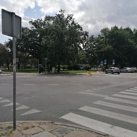 Hostel Tulip - Pokoj 7 Ze Wspolna Lazienka I Kuchnia Szczecin Ngoại thất bức ảnh