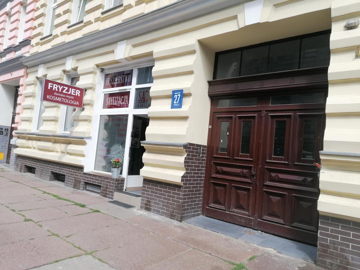 Hostel Tulip - Pokoj 7 Ze Wspolna Lazienka I Kuchnia Szczecin Ngoại thất bức ảnh