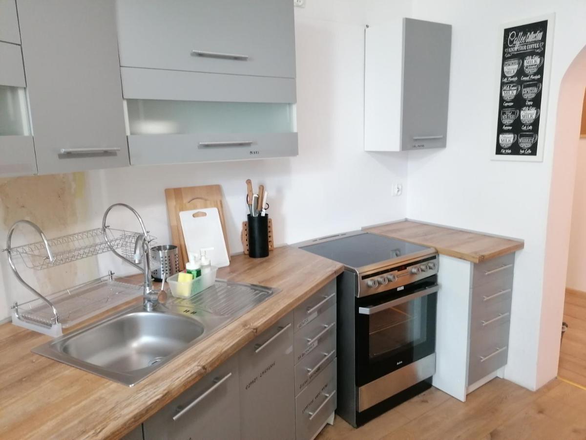 Hostel Tulip - Pokoj 7 Ze Wspolna Lazienka I Kuchnia Szczecin Ngoại thất bức ảnh