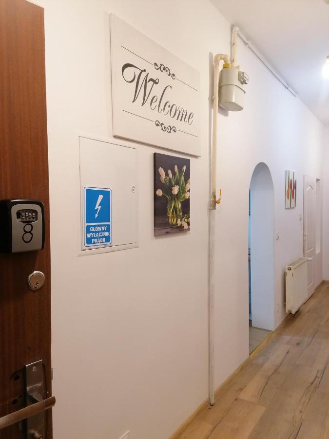 Hostel Tulip - Pokoj 7 Ze Wspolna Lazienka I Kuchnia Szczecin Ngoại thất bức ảnh