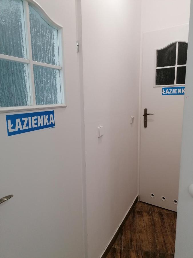 Hostel Tulip - Pokoj 7 Ze Wspolna Lazienka I Kuchnia Szczecin Ngoại thất bức ảnh